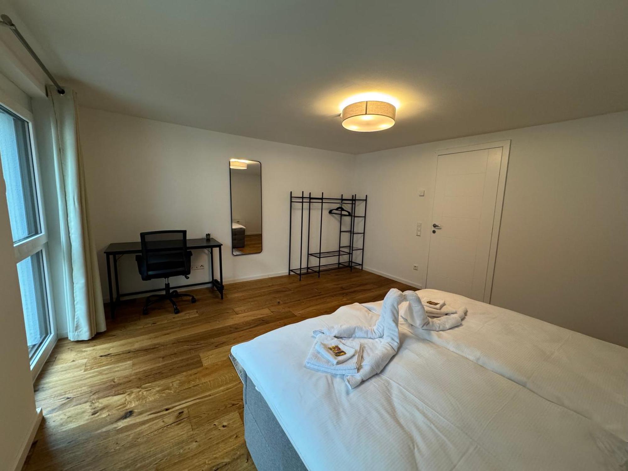 Prestige Apartments - Urban Lofts รอยท์ลิงเงน ภายนอก รูปภาพ