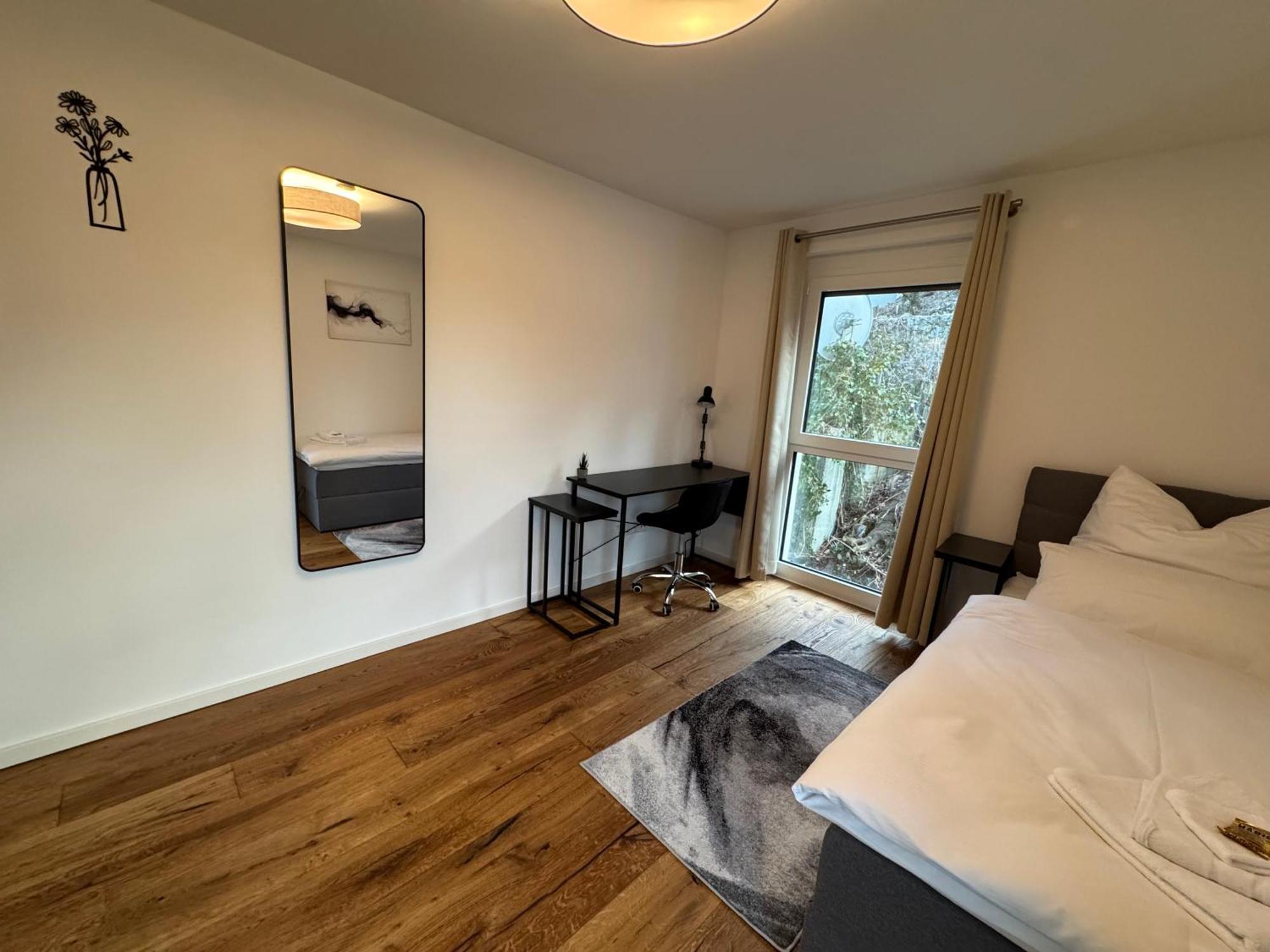Prestige Apartments - Urban Lofts รอยท์ลิงเงน ภายนอก รูปภาพ