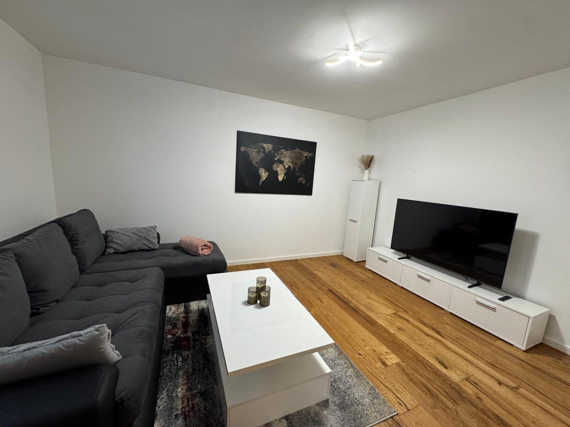 Prestige Apartments - Urban Lofts รอยท์ลิงเงน ภายนอก รูปภาพ